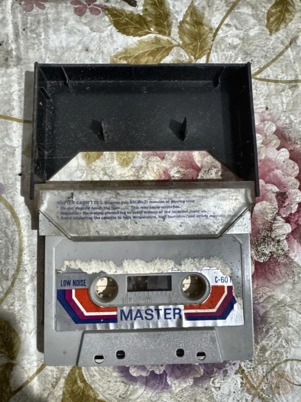 Kaset Audio Master C-60 Low Noise (Artefak Media Rekam Suara)